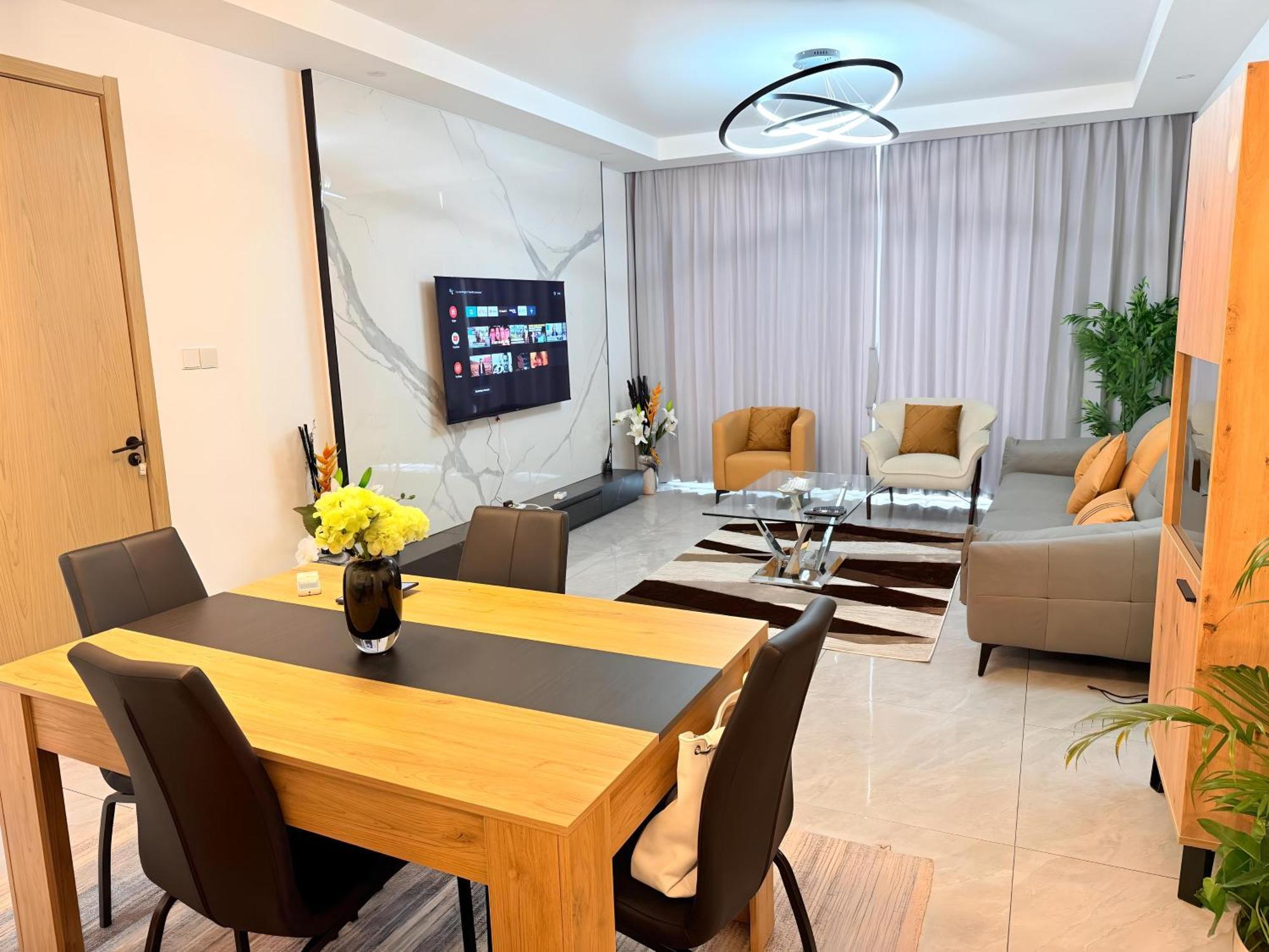 Gracey Concierge Apartments - Avenue Uvira Kinshasa Exterior photo