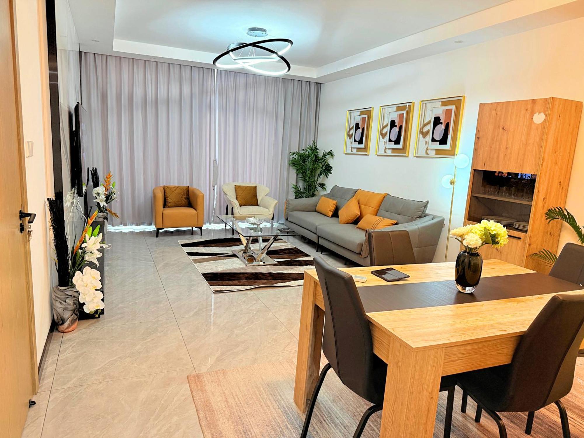 Gracey Concierge Apartments - Avenue Uvira Kinshasa Exterior photo
